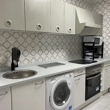 Centrico Piso En Calle Floranes Santander