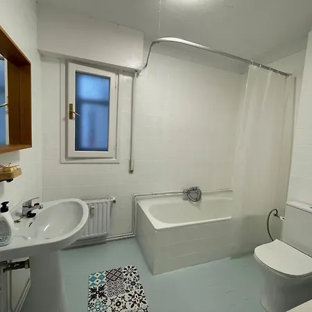 Apartamento Centrico Piso En Calle Floranes Santander