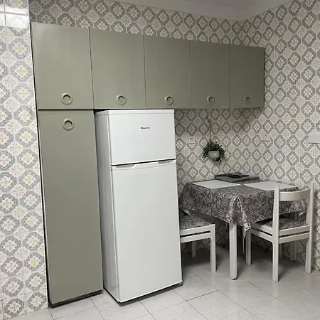 Centrico Piso En Calle Floranes * Santander