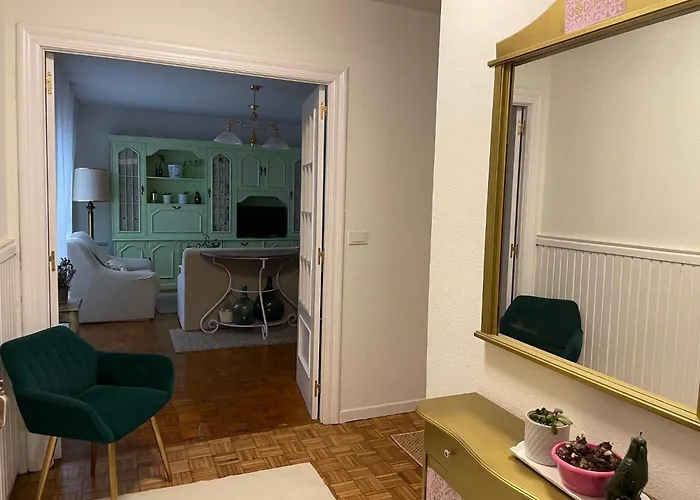 Centrico Piso En Calle Floranes Appartamento *